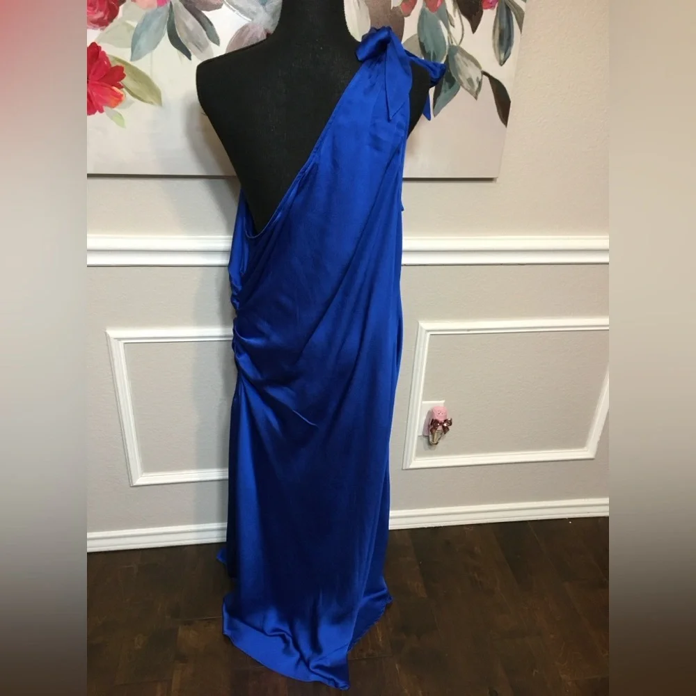 One Shoulder Ruched Dress - Picture 11 of 14